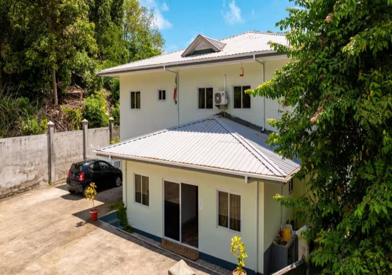 Dovass Self Catering Apartments Takamaka Dış mekan fotoğraf